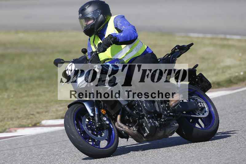 /01 02.04.2026 MAZ ADR/Gruppe gelb Gruppe gruen/17